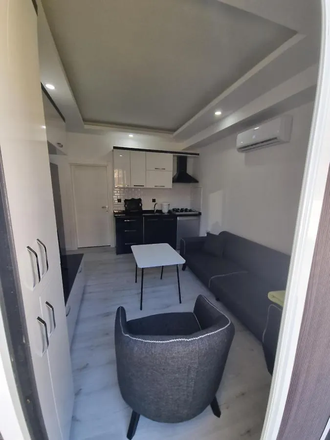 Aloha Airport Guest Home Altinkum  Apartment